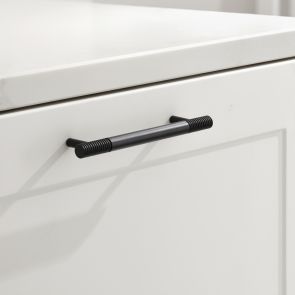  Fluted Pull Handles in Black
